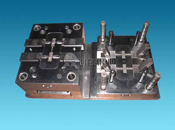 鋁板廠家-6061模具鋁板規(guī)格有哪些？6061模具鋁板價(jià)格多少錢一噸？