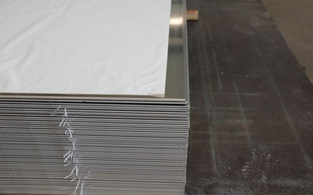 納尼？化妝品上有鋁合金的身影，瓶蓋料鋁板告訴你